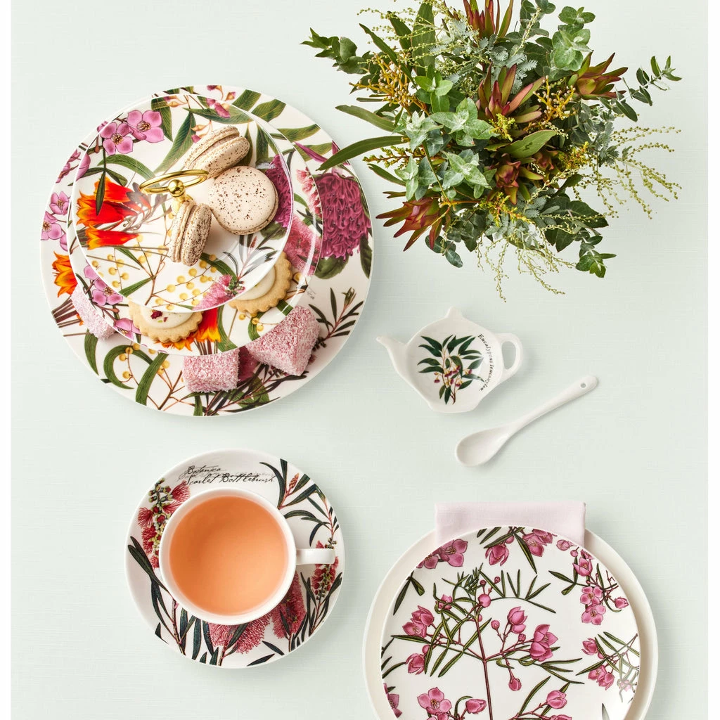 Maxwell and Williams Royal Botanic Gardens Australian Botanics 3 Tiered Cake Stand Gift Boxed - Image 2