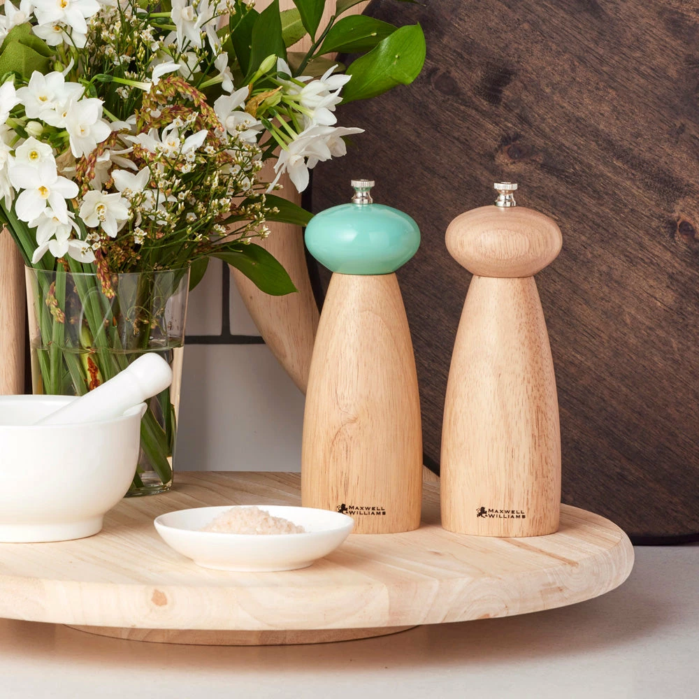 Maxwell and Williams Copenhagen Salt/Pepper Mill 17.5cm Natural - Image 2